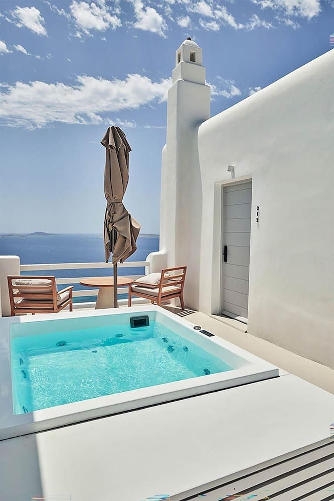 Private hot tub at Collini Hotel Mykonos, WorldHotels Elite, Mykonos
