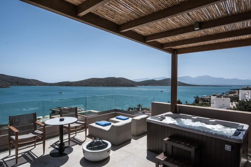 Private hot tub at Enorme Infinity Elounda - Adults Only, Elounda — photo 2