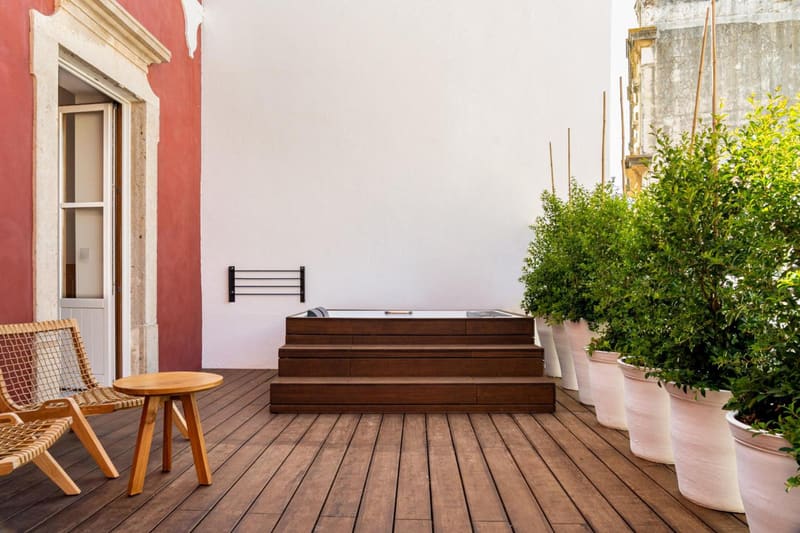 Private hot tub at 3HB Faro, Faro — photo 2
