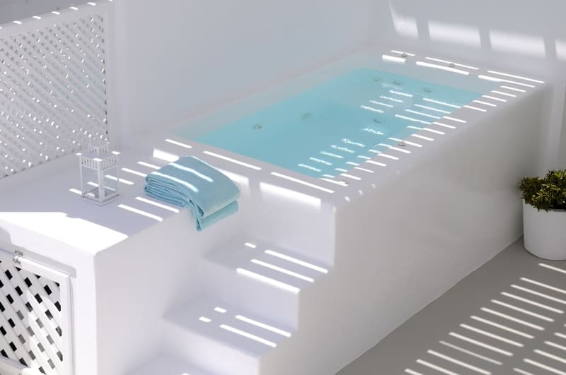 Private hot tub at Aqua Luxury Suites, Santorini — photo 3