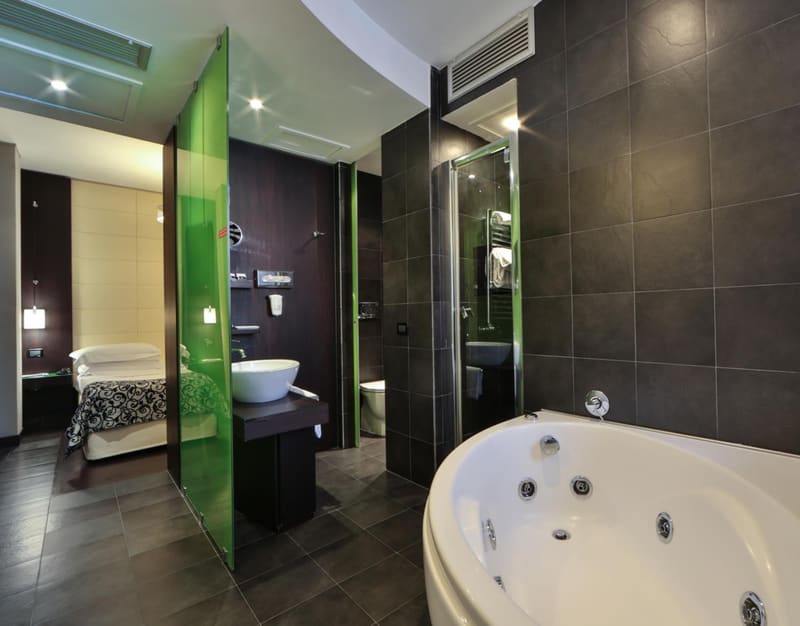 Private hot tub at Best Western Cinemusic Hotel, Rome, photo 6