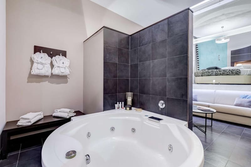 Private hot tub at Best Western Cinemusic Hotel, Rome, photo 2