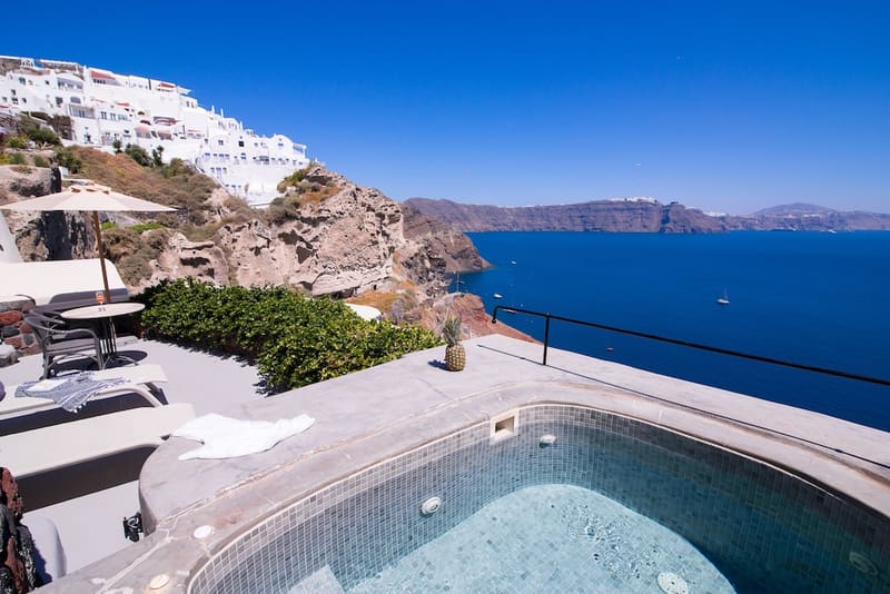 Private hot tub at Pezoules of Oia, Santorini