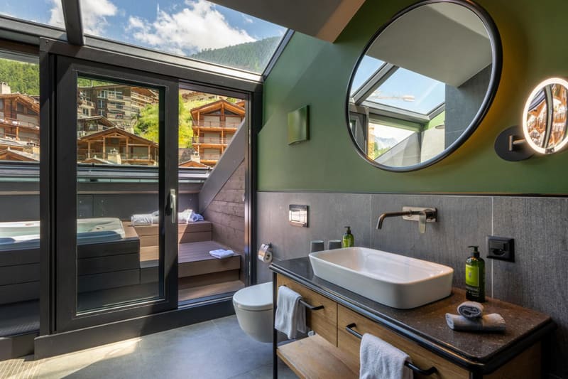 Private plunge pool at Hotel ZERMAMA Zermatt, Zermatt — photo 3