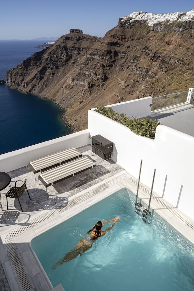 Private plunge pool at Homeric Poems, Santorini — photo 2