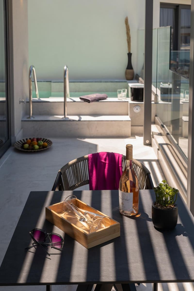 Private hot tub at Elia Agia Marina Resort, Chania — photo 4