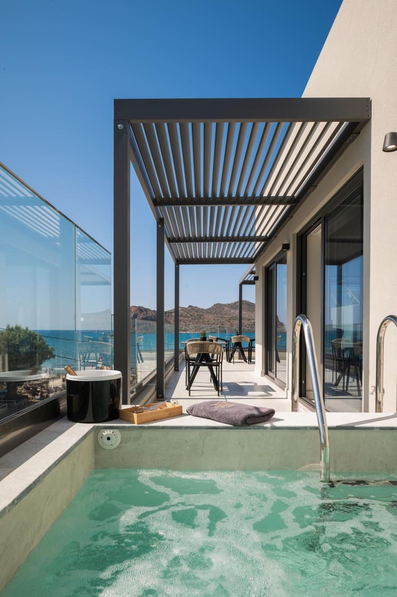 Private hot tub at Elia Agia Marina Resort, Chania — photo 5