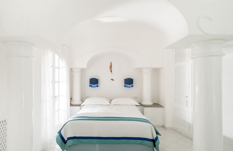 Private jacuzzi at Villa Boheme Exclusive Luxury Suites, Positano — photo 5