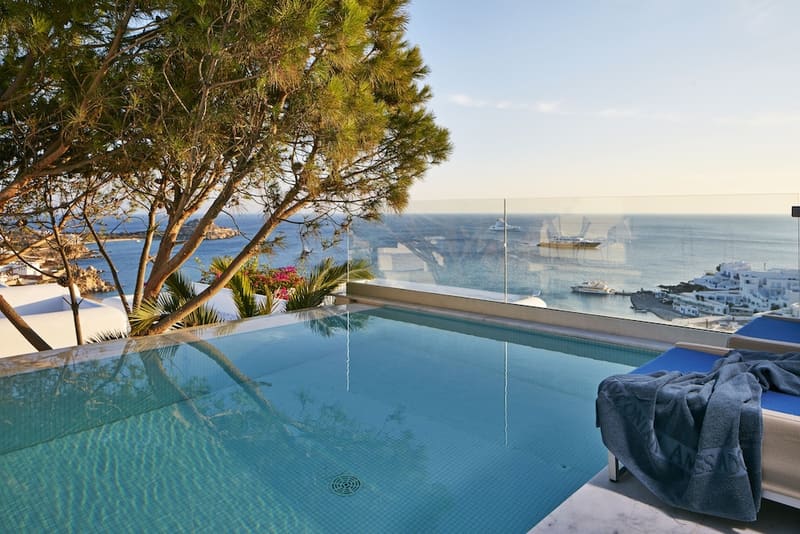 Private hot tub at Myconian Ambassador Hotel Relais & Chateaux, Mykonos, photo 4