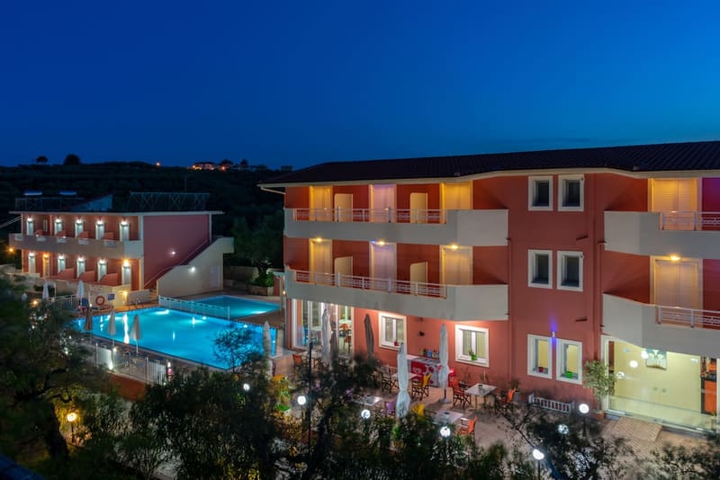Private hot tub at Zante Pantheon Hotel, Zakynthos, photo 4