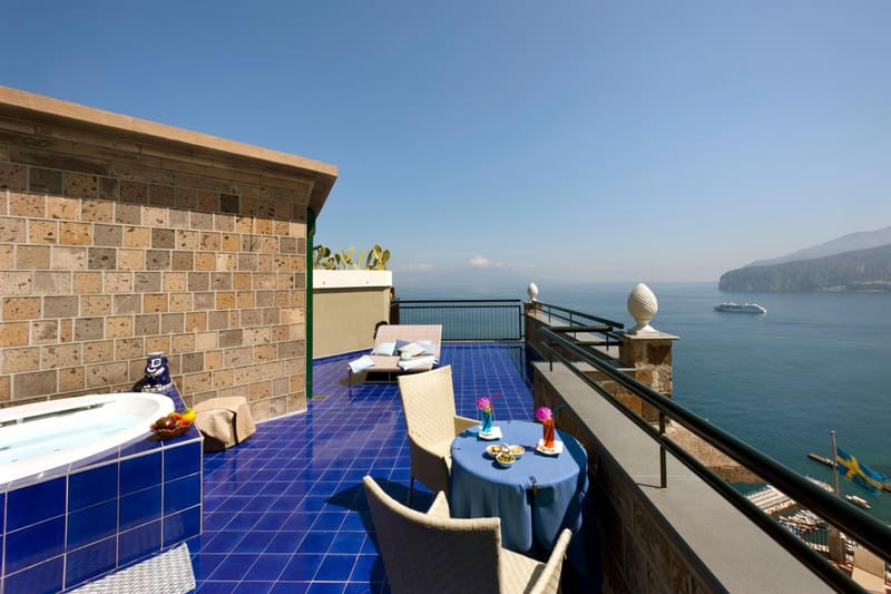 Private hot tub at Hotel Bristol, Sorrento — photo 3
