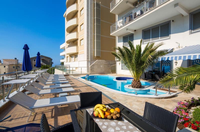 Private jacuzzi at Montelux Apartments, Budva — photo 4