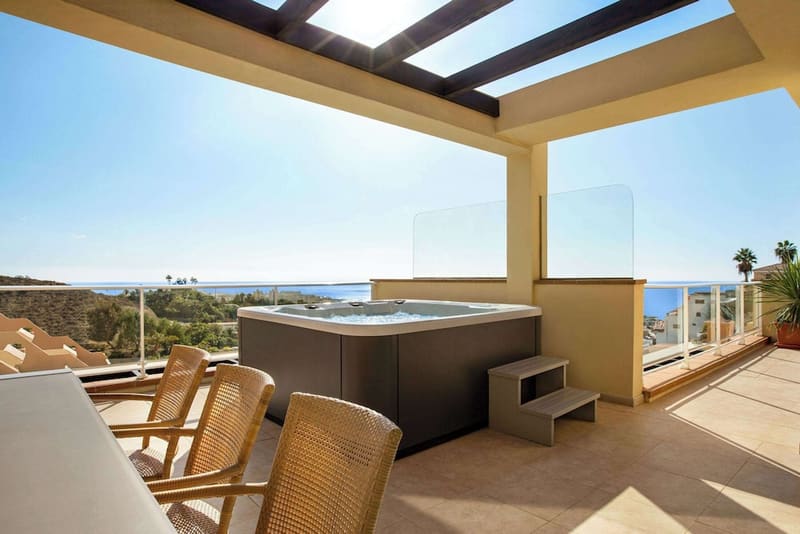 Private hot tub at Wyndham Residences Costa Adeje, Adeje — photo 3