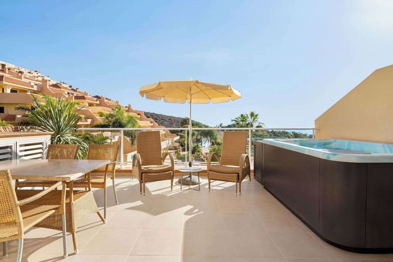 Private hot tub at Wyndham Residences Costa Adeje, Adeje — photo 5
