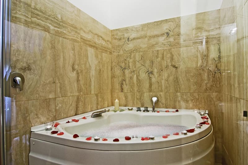 Private hot tub at Le Clarisse Trastevere, Rome, photo 6