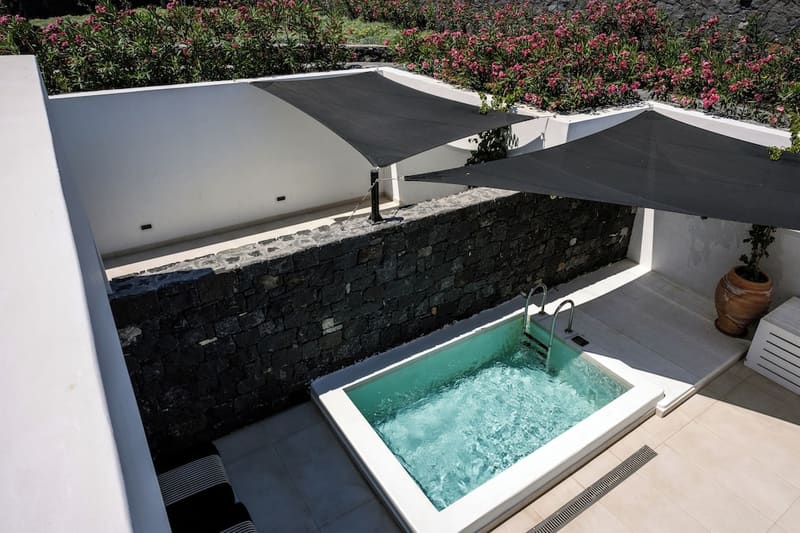 Private plunge pool at Cresanto Luxury Suites, Santorini — photo 4