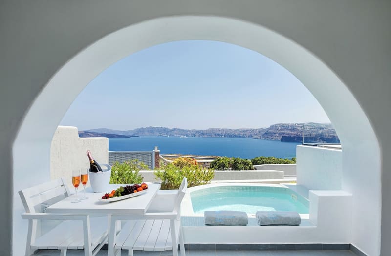 Private hot tub at Acroterra Rosa Luxury Suites & Spa, Santorini — photo 3