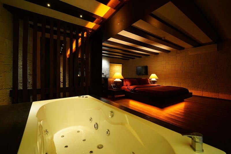 Private hot tub at Manaspark Deluxe Hotel, Fethiye — photo 2