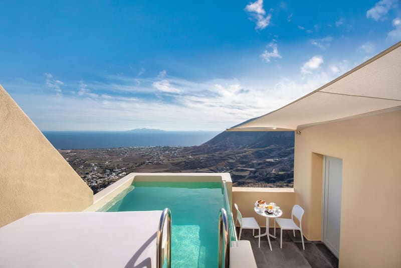 Private plunge pool at Skyfall Suites - Adults Only, Santorini, photo 4