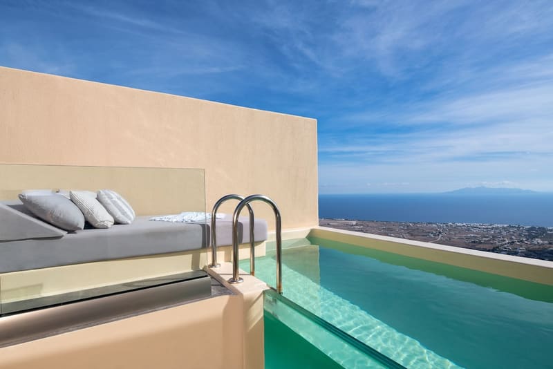 Private plunge pool at Skyfall Suites - Adults Only, Santorini, photo 6