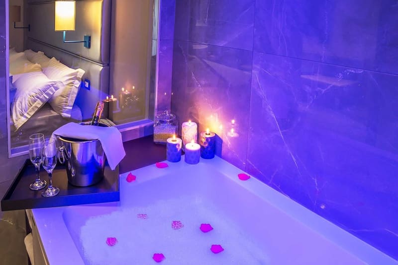 Private hot tub at Colonna Suite Del Corso, Rome