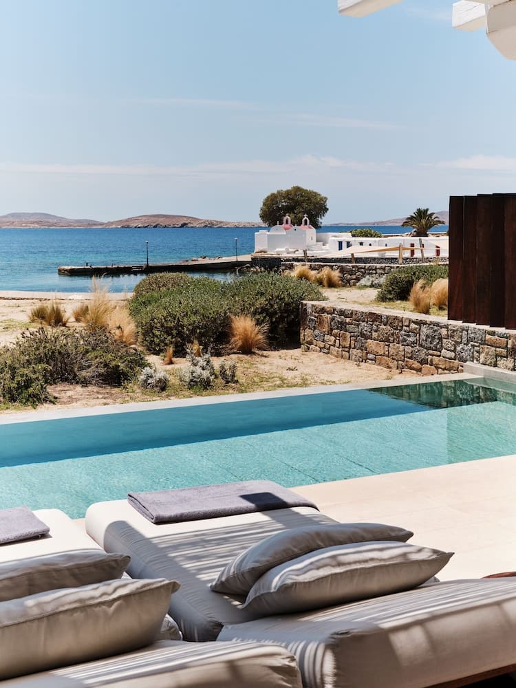 Private plunge pool at The Coast Bill&Coo - Adults Only, Mykonos, photo 4