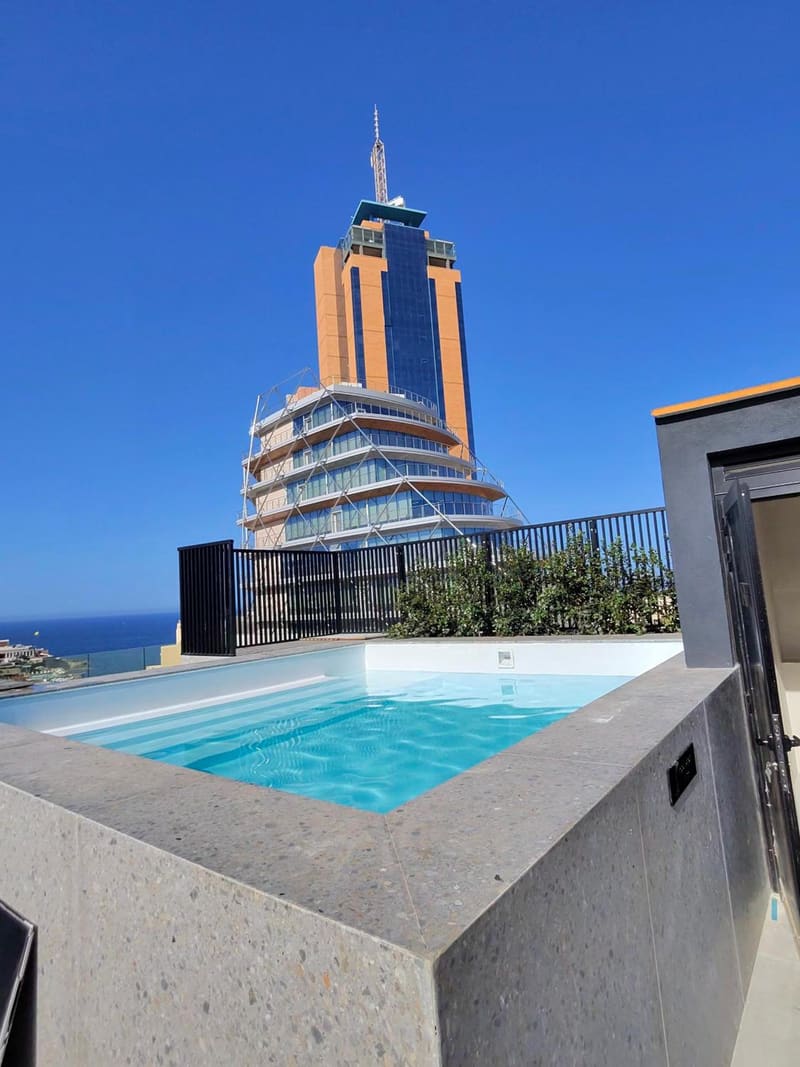 Private hot tub at Onyx Hotel, St Julian's — photo 4