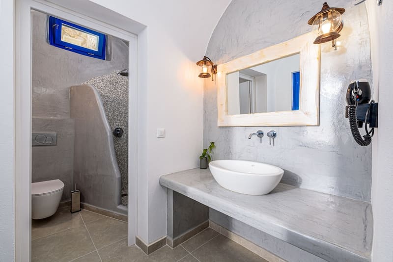 Private plunge pool at Anatoli Hotel and Spa, Santorini — photo 5