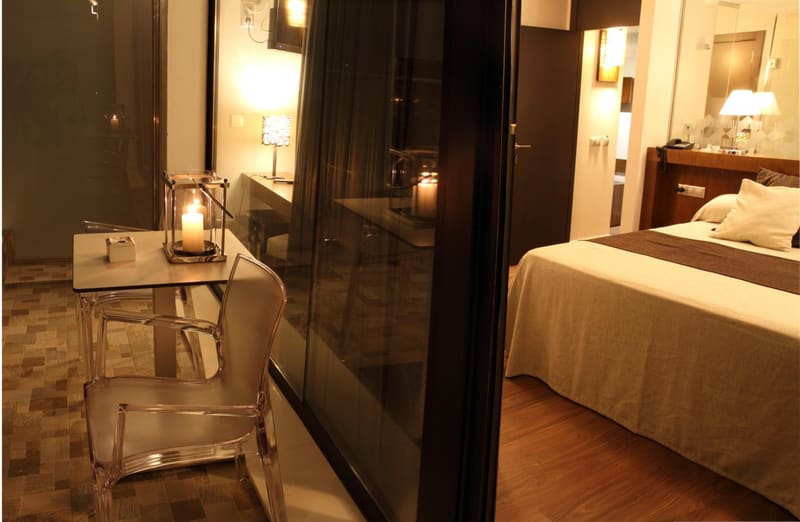 Private jacuzzi at Hotel Don Paco, Seville, photo 4