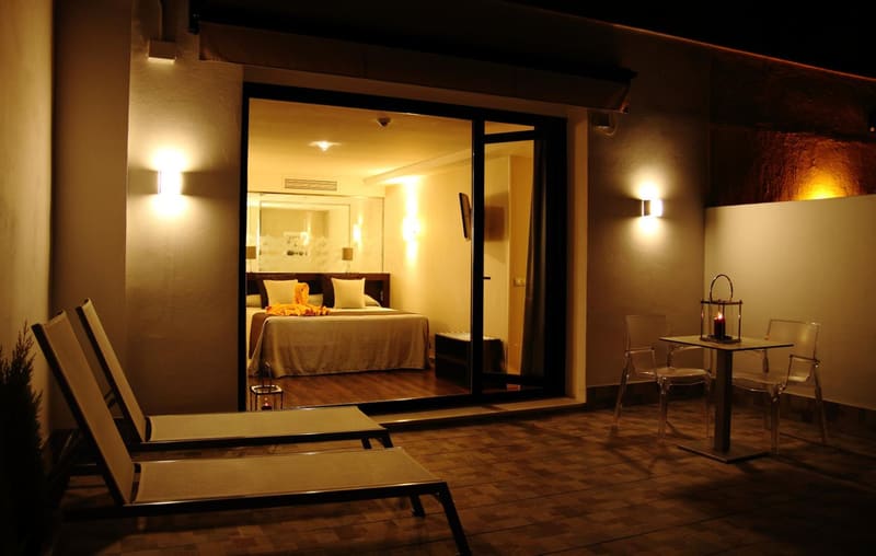 Private jacuzzi at Hotel Don Paco, Seville, photo 5
