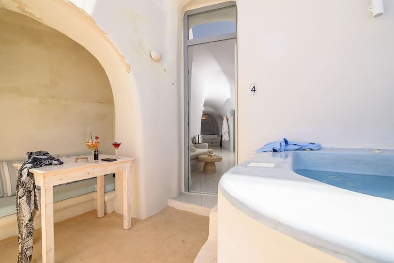 Private hot tub at On the Cliff, Santorini