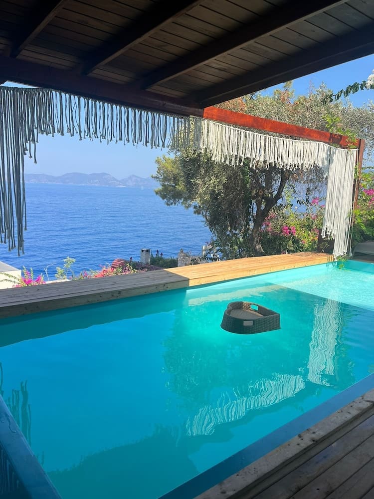 Private jacuzzi at Zakros Hotel Lykia - Adults Only, Fethiye, photo 6