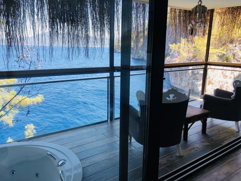 Private jacuzzi at Zakros Hotel Lykia - Adults Only, Fethiye — photo 3