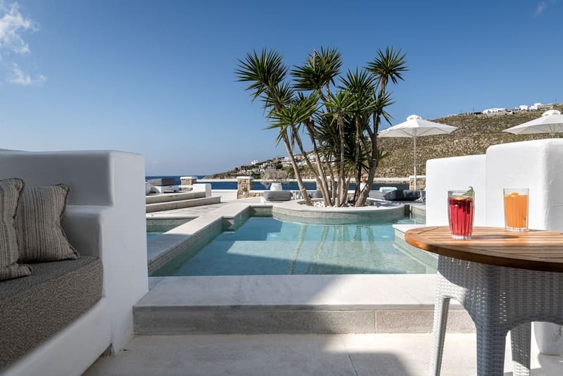 Private hot tub at Nissaki Boutique Hotel, Mykonos — photo 5