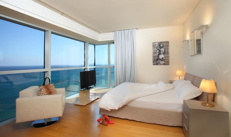 Private hot tub at Olympic Residence Deluxe Apartments, Limassol, photo 6