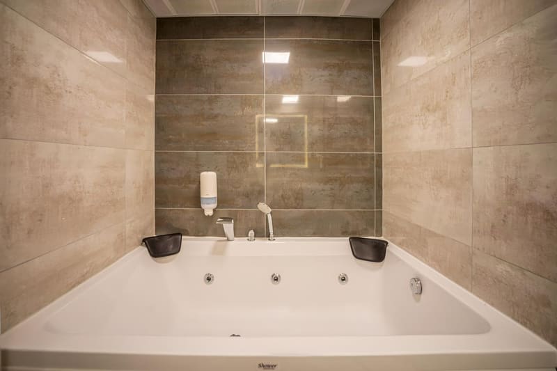 Private hot tub at Best Western Plus Khan Hotel, Antalya — photo 2
