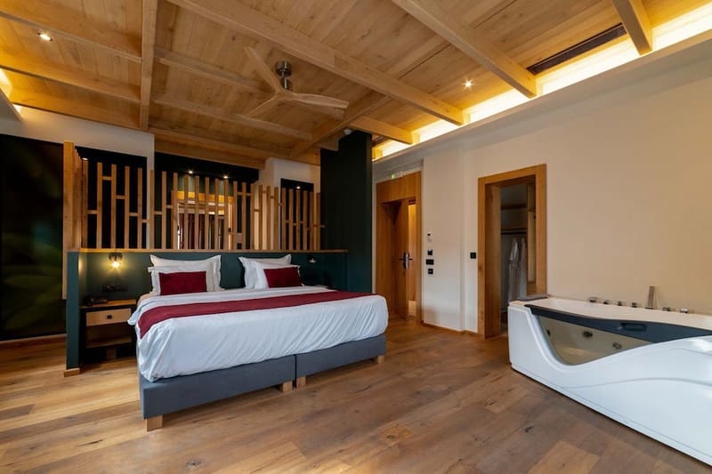 Private hot tub at Artion Boutique by Enorme, Heraklion — photo 3