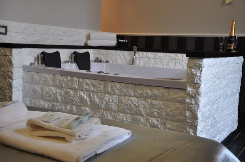 Private hot tub at Navona Nice Room, Rome, photo 4
