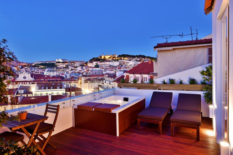 Private hot tub at Casa Balthazar, Lisbon