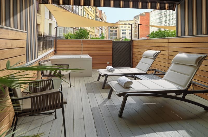 Private hot tub at H10 Metropolitan, Barcelona — photo 2