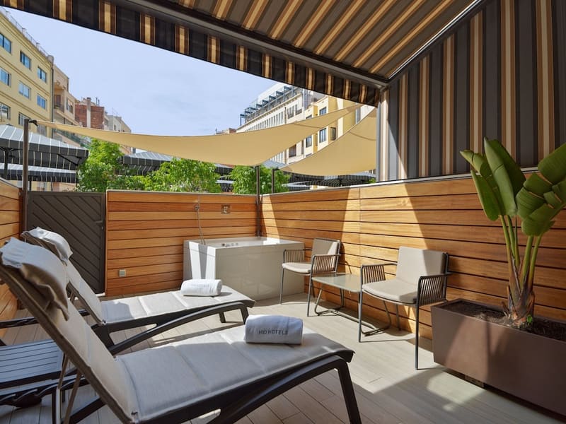 Private hot tub at H10 Metropolitan, Barcelona