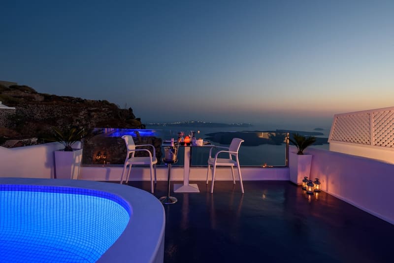 Private hot tub at Pegasus Suites & Spa, Santorini — photo 6