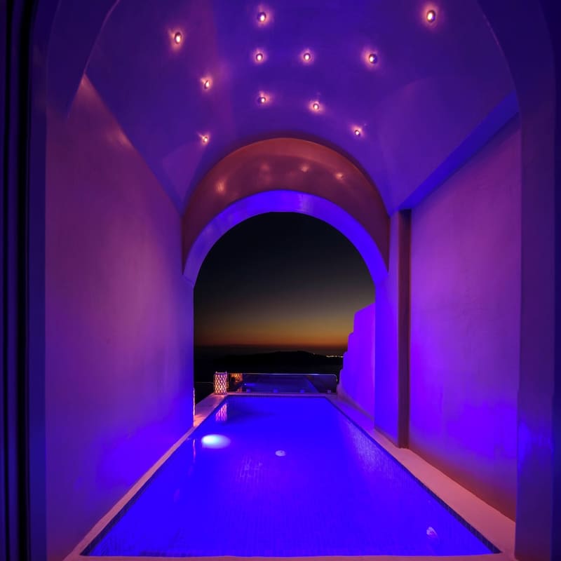 Private hot tub at Pegasus Suites & Spa, Santorini — photo 3