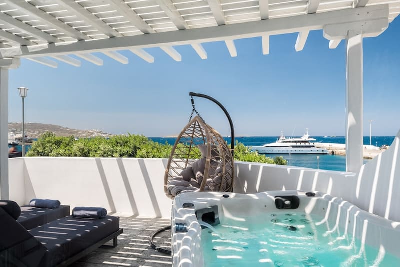 Private hot tub at Riva Suites - Adults Only, Mykonos — photo 3