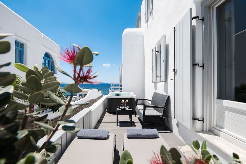 Private hot tub at Riva Suites - Adults Only, Mykonos — photo 4