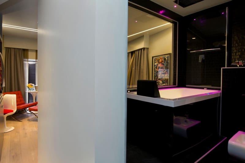 Private hot tub at Torre Argentina Relais - Residenze di Charme, Rome