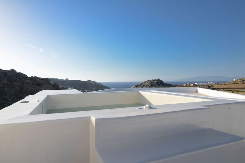 Private plunge pool at Charisma Hotel and Wellness Suites, Mykonos — photo 2