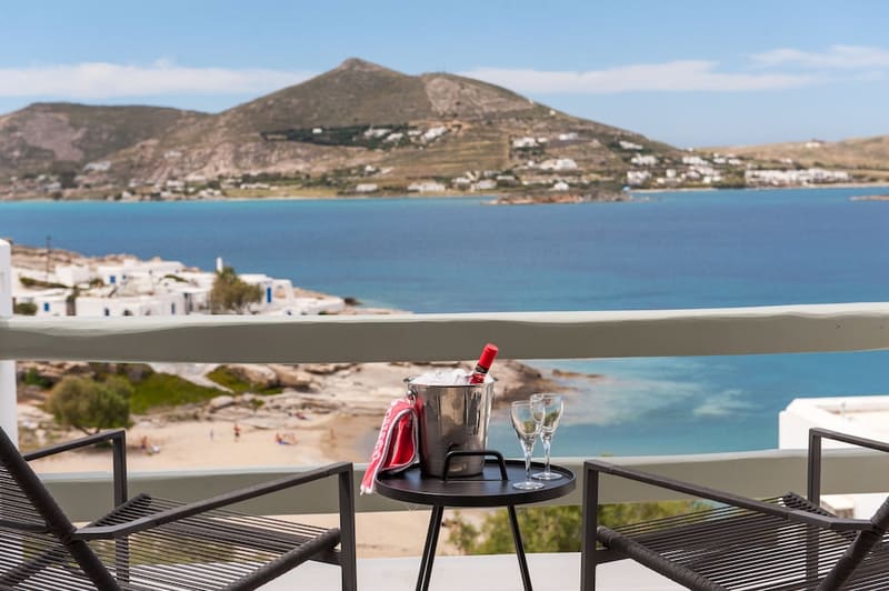 Private hot tub at Senia Hotel, Paros — photo 6