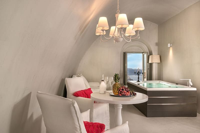 Private plunge pool at Mythical Blue Luxury Suites, Santorini — photo 5