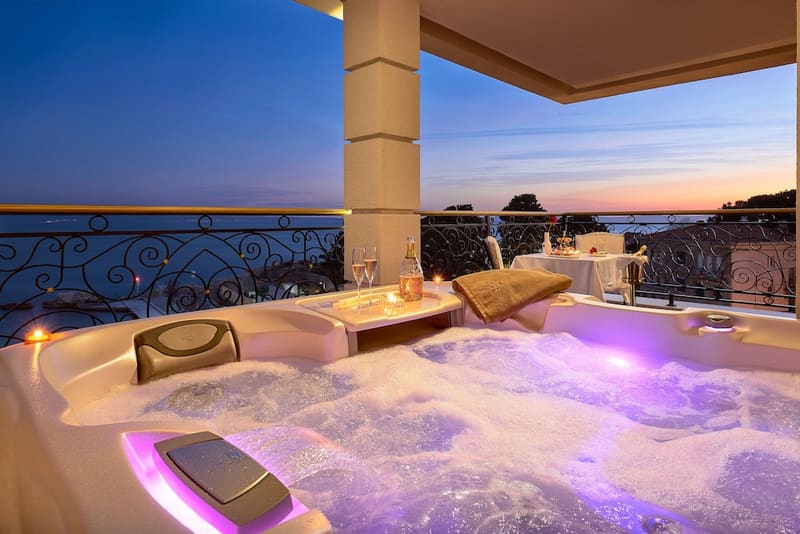 Private hot tub at Hotel Villa Harmony, Split — photo 2